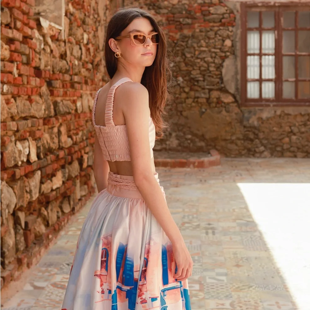 Two pieces - Picture 3 of 3